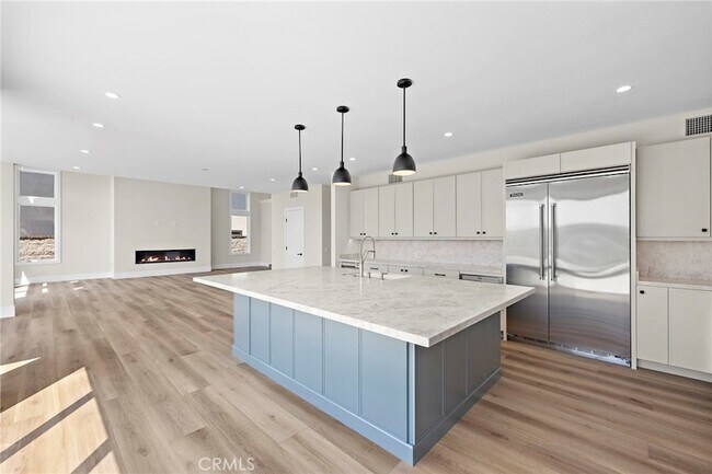 Building Photo - 22661 Sweet Meadow