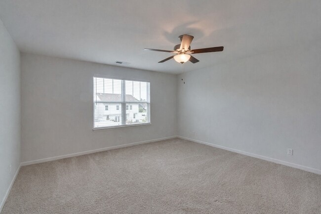 Building Photo - 5020 Bridgemore Blvd