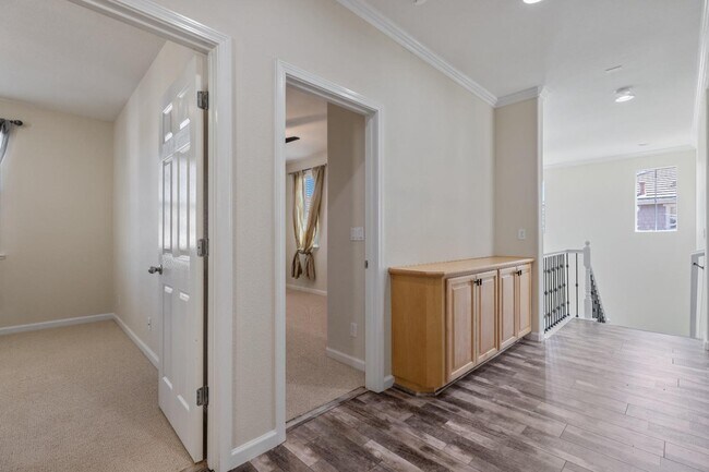 Building Photo - 20863 Grapevine Dr