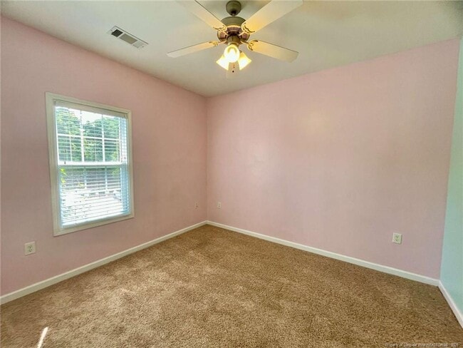 Building Photo - 635 Marshtree Ln