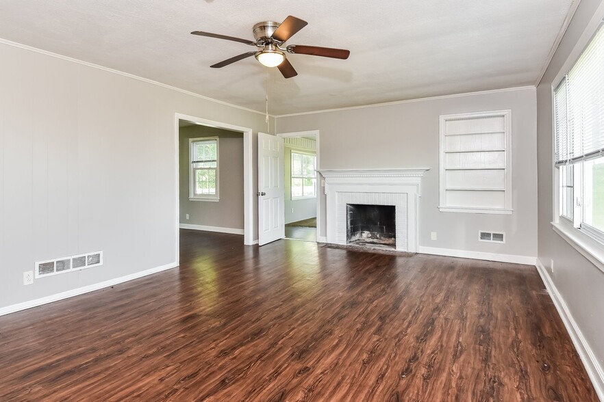 Building Photo - 4725 Augusta Hwy