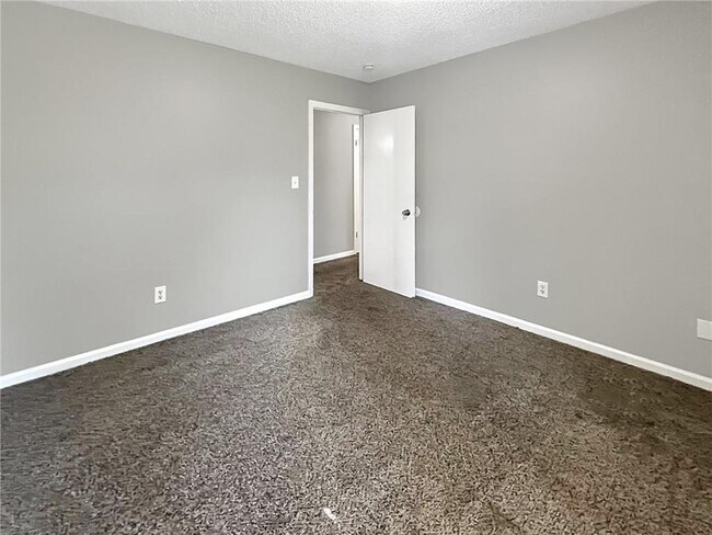 Building Photo - 8697 Embrey Dr