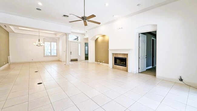 Building Photo - Elegant 4-Bedroom Home in Turtle Creek with Resort-Style Pool