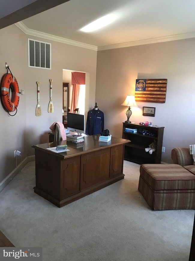 Building Photo - 4353 S Creek Ct