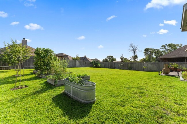 Building Photo - 19063 Minero Ln