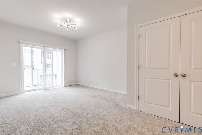 Building Photo - 713 McCormick Farm Dr