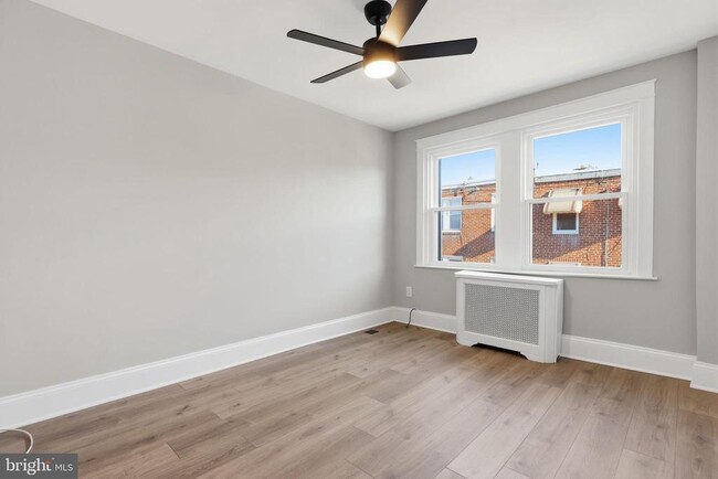 Building Photo - 4313 Teesdale St