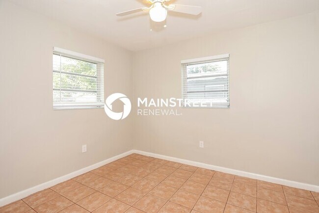Building Photo - 2 Bedroom Pet-Friendly Home in Miramar, FL...