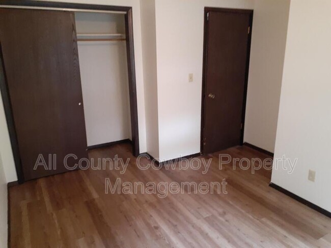Building Photo - 2170 Van Buren St