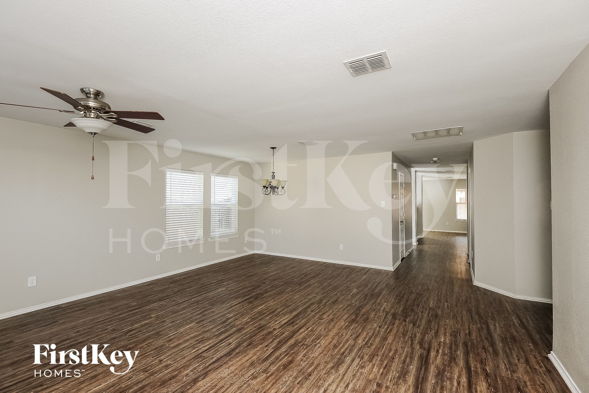 Building Photo - 4516 Mountain Oak St