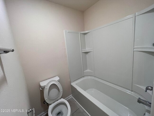 Building Photo - 12781 Veterans Ct