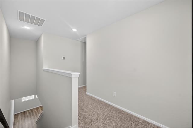 Building Photo - 1210 Aruba Ave