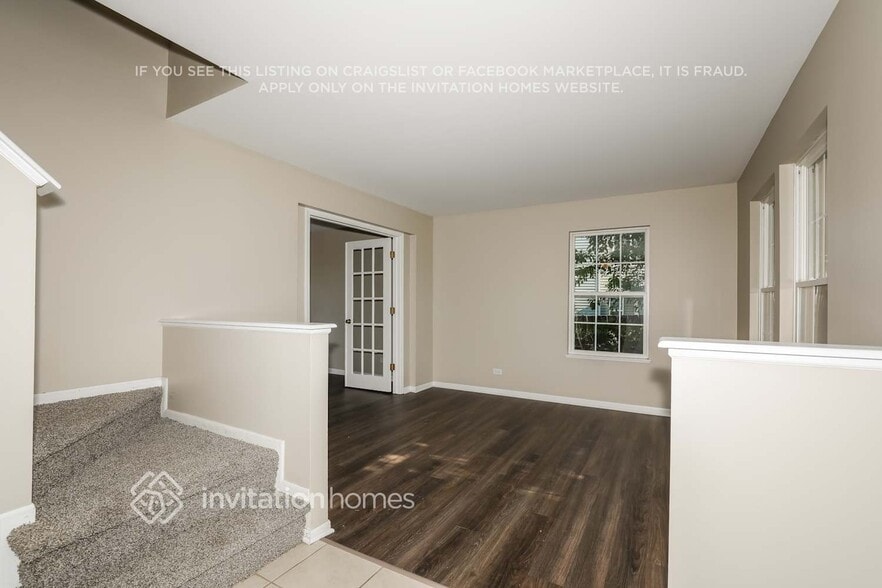 Building Photo - 475 Raintree Dr