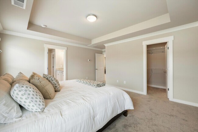 Building Photo - 2117 Firelight Wy