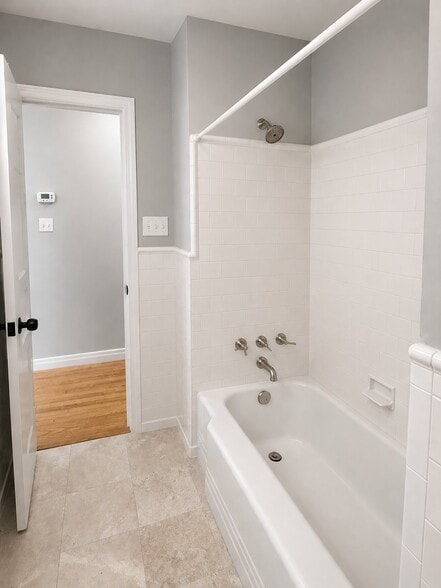 Building Photo - 1700 Ranch Dr