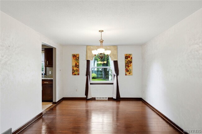 Building Photo - 306 Sagewood Terrace