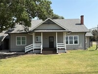 Building Photo - 300 W Main St