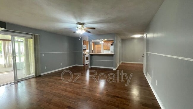 Building Photo - 551 Mallard Rd