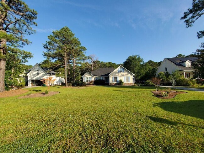 Building Photo - 7517 Lost Tree Rd
