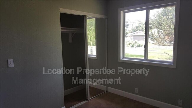 Building Photo - 2517 Morningside Dr