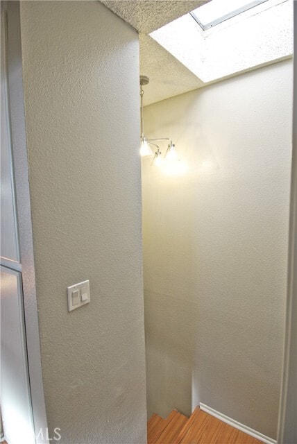 Building Photo - 1444 W 227th St