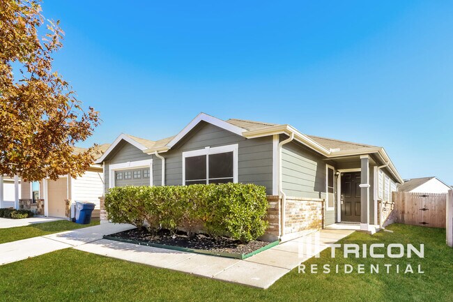 Building Photo - 1617 Village Park Trail