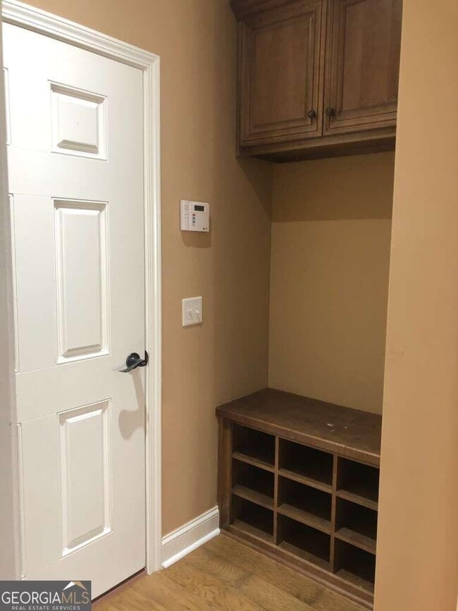 Building Photo - 95 Spyglass