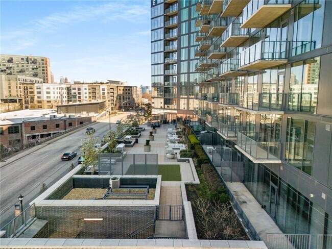 Building Photo - 788 West Marietta St NW