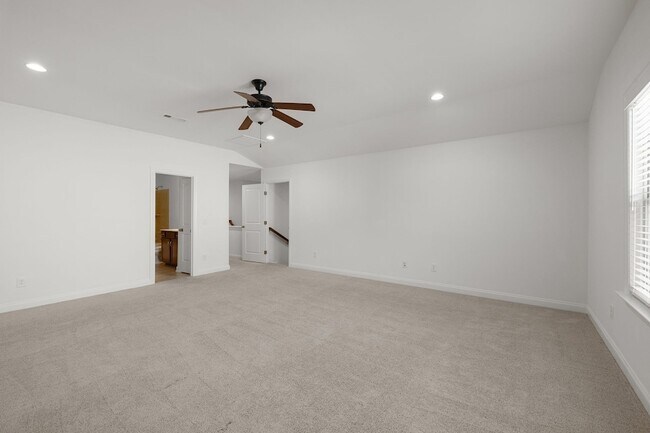 Building Photo - 4155 Old Light Cir