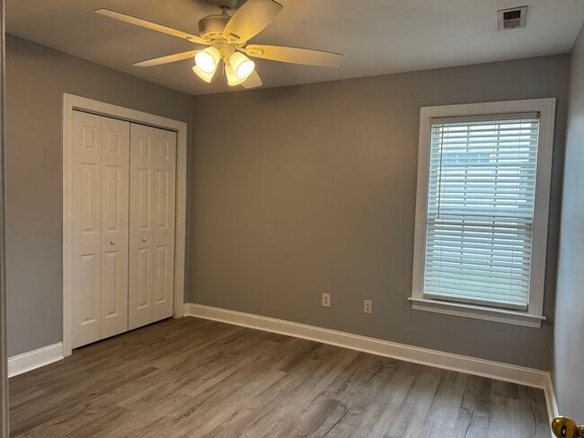 Building Photo - Carolina Pines Home