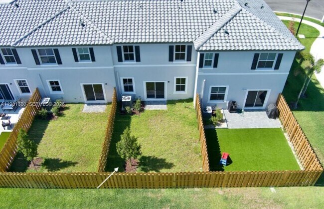 Building Photo - 12022 NW 46th St