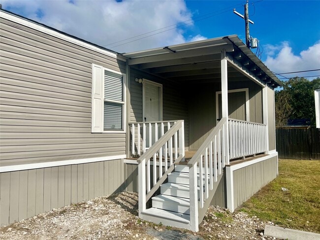 Building Photo - 20677 N Navasota St