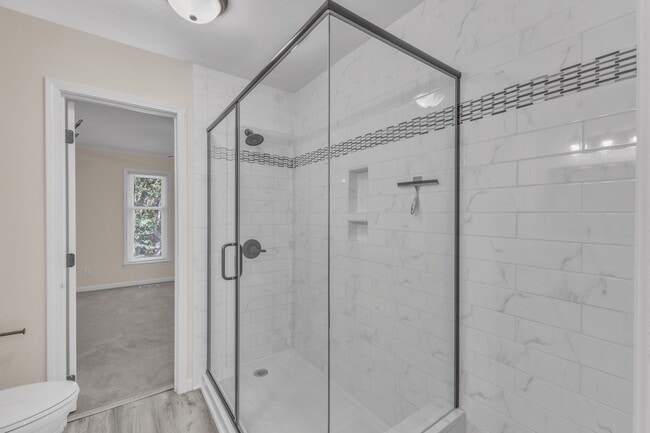 Building Photo - 2824 Wayland Dr