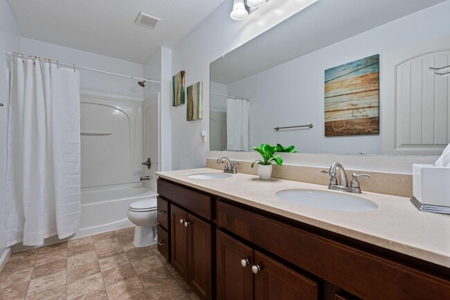 Building Photo - 6185 Dietz Dr