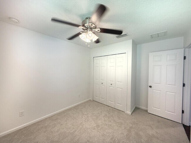 Building Photo - 436 Bostwick Cir