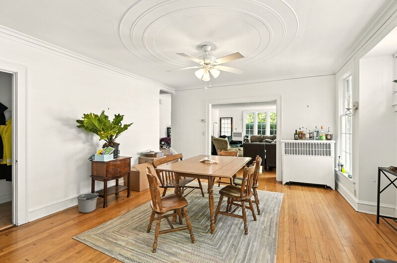 Building Photo - 2341 S Overlook Rd