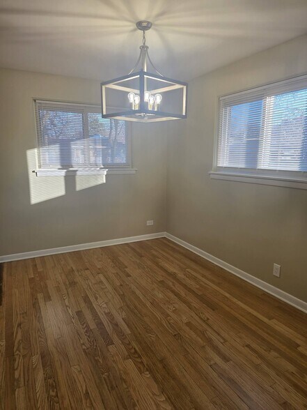 Building Photo - 4116 W 109th St