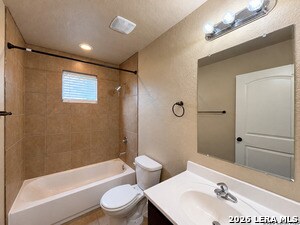 Building Photo - 1221 N Navidad St