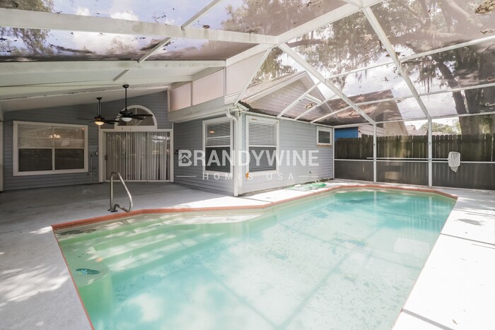 Building Photo - 1402 Walden Oaks Pl