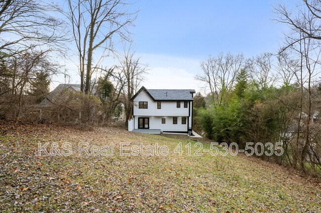 Building Photo - 762 S Margaretta St