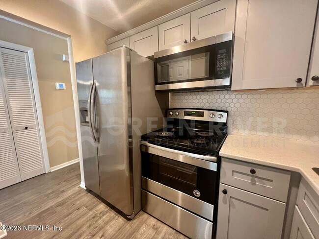 Building Photo - 1602 Forbes St