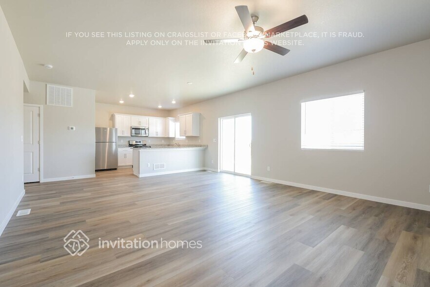 Building Photo - 7216 Dolores Ave