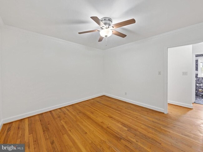Building Photo - 423 Mt Vernon Ave