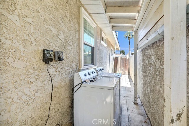 Building Photo - 230 N Calvados Ave