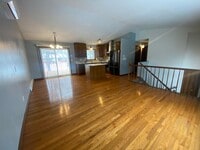 Building Photo - GREAT LOCATION - Spacious 4 bedroom/2 bath - PETS WELCOME