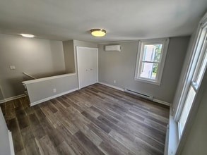 Building Photo - 142 Washington St