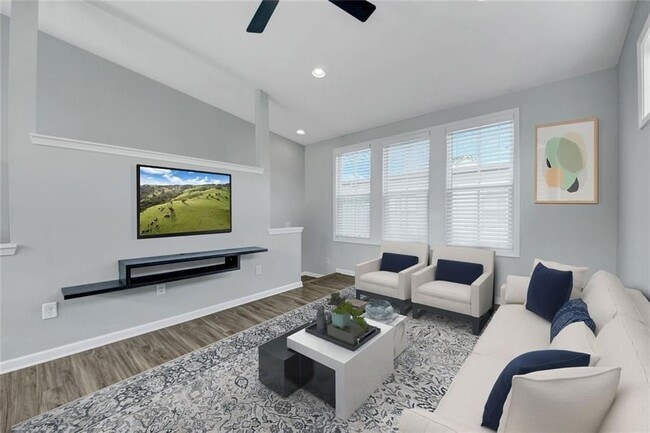 Building Photo - 900 Brees Ct