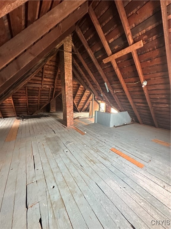 Building Photo - 725 S Beech St