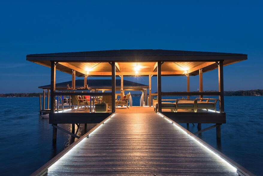 Building Photo - 727 Isle of Pines Rd
