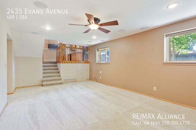 Building Photo - 2435 Evans Ave